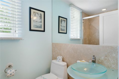 Condo in Key Largo, Florida, 4 bedrooms  № 1237666 - photo 21