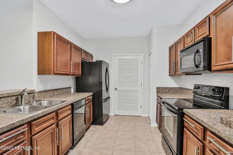 Condo in Jacksonville, Florida, 2 bedrooms  № 827009 - photo 21