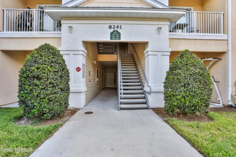 Copropriété à louer à Jacksonville, Floride: 2 chambres, 107.58 m2 № 827009 - photo 2