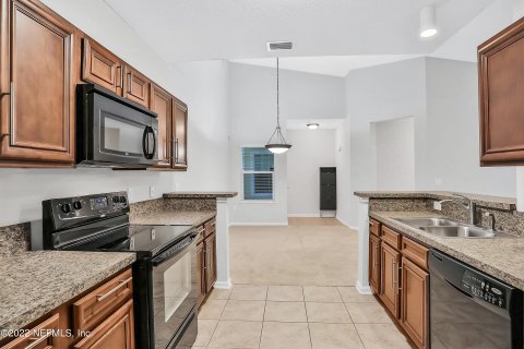 Copropriété à louer à Jacksonville, Floride: 2 chambres, 107.58 m2 № 827009 - photo 1