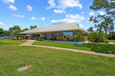 Casa en venta en Stuart, Florida, 3 dormitorios, 252.23 m2 № 1183372 - foto 4