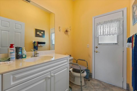 Casa en venta en Stuart, Florida, 3 dormitorios, 252.23 m2 № 1183372 - foto 18