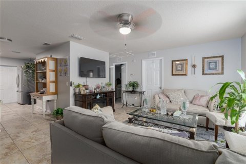 Immobilier commercial à vendre à Parrish, Floride: 195.84 m2 № 1342612 - photo 6