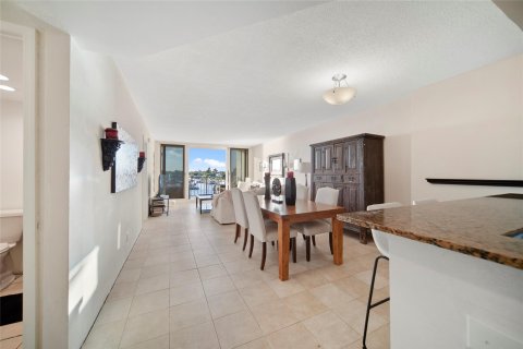 Condominio en venta en Pompano Beach, Florida, 2 dormitorios, 111.48 m2 № 913460 - foto 29