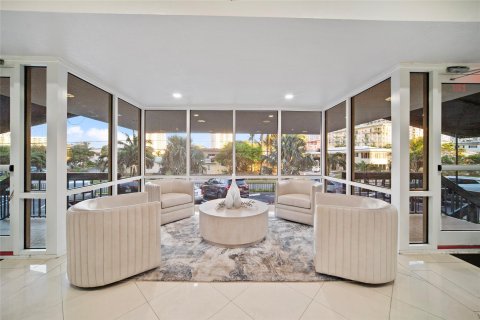 Condominio en venta en Pompano Beach, Florida, 2 dormitorios, 111.48 m2 № 913460 - foto 18
