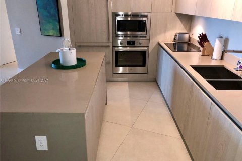 Condo in Hollywood, Florida, 1 bedroom  № 1375964 - photo 8