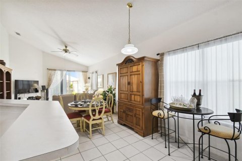 Villa ou maison à vendre à Davenport, Floride: 4 chambres, 205.22 m2 № 1343361 - photo 13