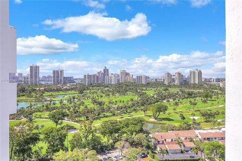 Condo in Aventura, Florida, 2 bedrooms  № 1347736 - photo 3