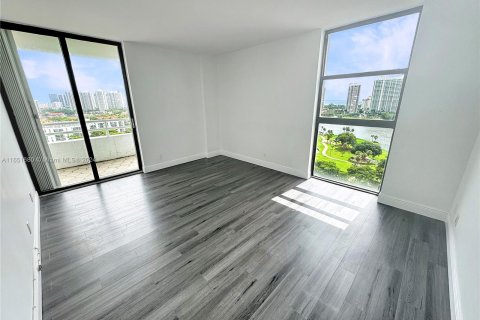 Copropriété à louer à Aventura, Floride: 2 chambres, 107.58 m2 № 1347736 - photo 11