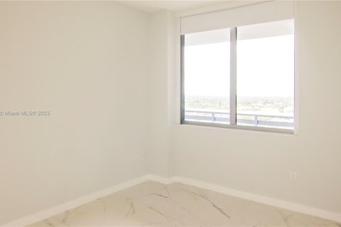 Condominio en venta en North Miami Beach, Florida, 2 dormitorios, 102.84 m2 № 277034 - foto 21