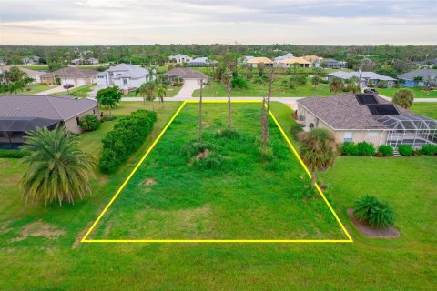 Terreno en venta en Rotonda, Florida № 713147 - foto 9