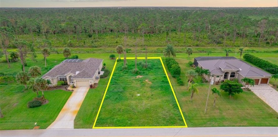 Land in Rotonda, Florida № 713147