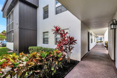 Condominio en venta en Delray Beach, Florida, 2 dormitorios, 84.26 m2 № 1104426 - foto 1