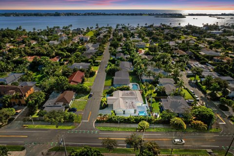 Casa en venta en West Palm Beach, Florida, 3 dormitorios, 241.36 m2 № 776827 - foto 14