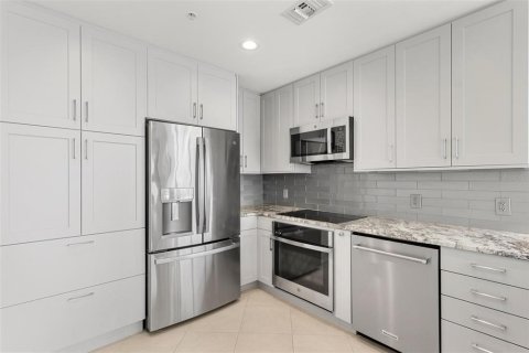 Condominio en venta en Saint Petersburg, Florida, 2 dormitorios, 134.43 m2 № 1337760 - foto 19