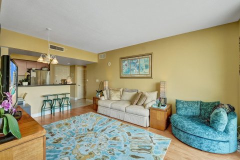 Condo in Hollywood, Florida, 2 bedrooms  № 1120007 - photo 28