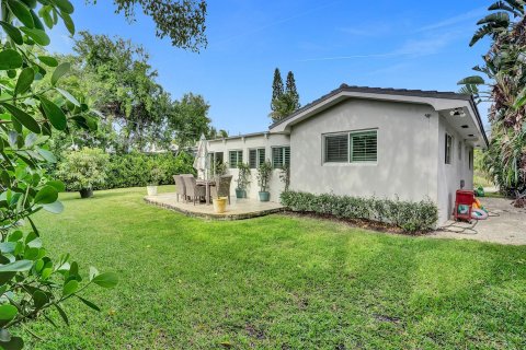 Villa ou maison à vendre à Deerfield Beach, Floride: 2 chambres, 139.63 m2 № 1120006 - photo 5