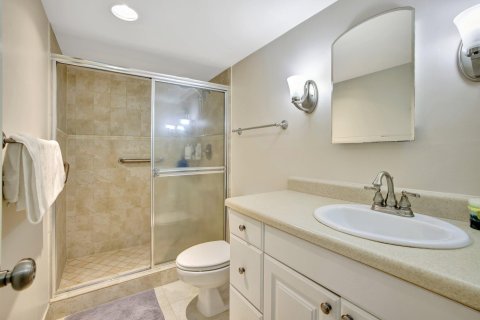 Condo in Fort Lauderdale, Florida, 2 bedrooms  № 1119959 - photo 14