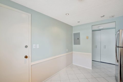 Copropriété à vendre à Fort Lauderdale, Floride: 2 chambres, 123.37 m2 № 1119959 - photo 21