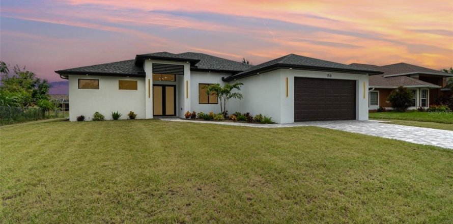 Villa ou maison à Cape Coral, Floride 4 chambres, 186.64 m2 № 1313487