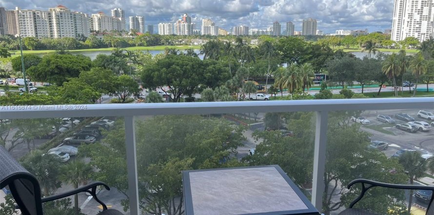 Condo in Aventura, Florida, 2 bedrooms  № 1238326