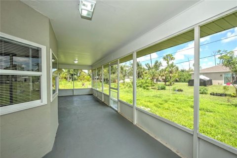 Villa ou maison à vendre à Port Charlotte, Floride: 3 chambres, 152.36 m2 № 1340740 - photo 18