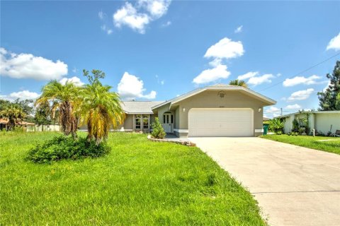 Villa ou maison à vendre à Port Charlotte, Floride: 3 chambres, 152.36 m2 № 1340740 - photo 3