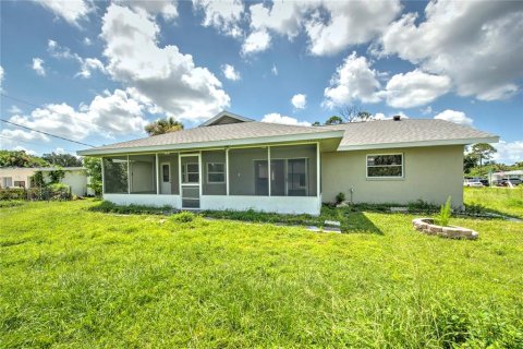 Villa ou maison à vendre à Port Charlotte, Floride: 3 chambres, 152.36 m2 № 1340740 - photo 25