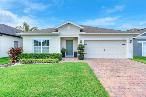 Casa en venta en Kissimmee, Florida, 4 dormitorios, 184.6 m2 № 1318621 - foto 1