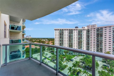 Copropriété à louer à Sunny Isles Beach, Floride: 1 chambre, 92.9 m2 № 1348965 - photo 22