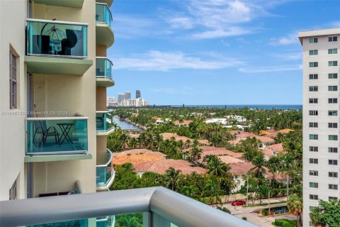 Copropriété à louer à Sunny Isles Beach, Floride: 1 chambre, 92.9 m2 № 1348965 - photo 19