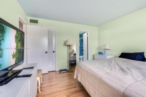 Copropriété à vendre à Sunrise, Floride: 2 chambres, 78.97 m2 № 1310824 - photo 12