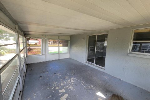 Casa en venta en New Port Richey, Florida, 2 dormitorios, 95.5 m2 № 1356605 - foto 22