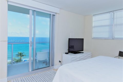 Condominio en venta en Hollywood, Florida, 2 dormitorios, 108.97 m2 № 1271605 - foto 25