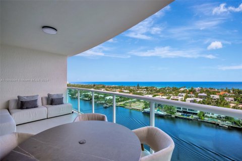 Condominio en venta en Aventura, Florida, 2 dormitorios, 276.85 m2 № 1333140 - foto 7