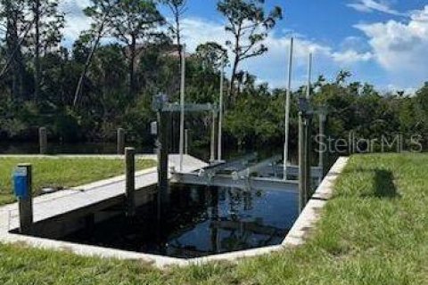 Terreno en venta en Englewood, Florida № 1299142 - foto 13