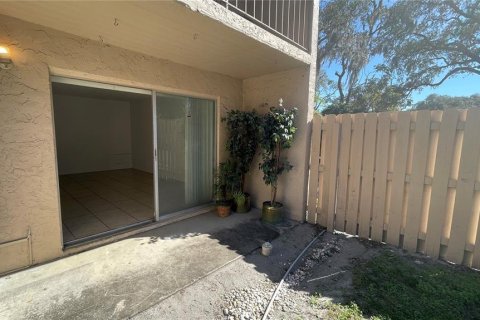 Condo in Tampa, Florida, 1 bedroom  № 1413308 - photo 13