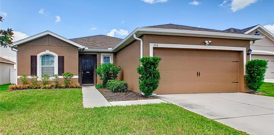 House in Davenport, Florida 3 bedrooms, 147.99 sq.m. № 1341430