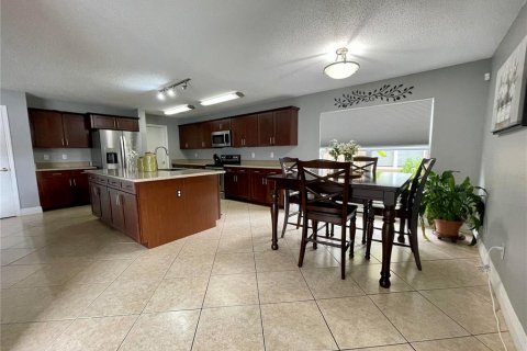 Villa ou maison à vendre à Orlando, Floride: 4 chambres, 261.43 m2 № 1341399 - photo 11