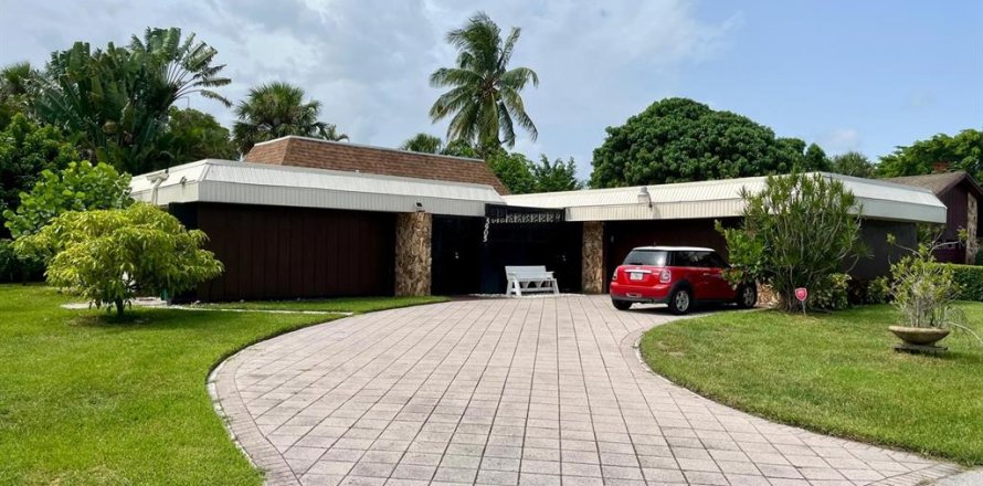 Villa ou maison à Tamarac, Floride 2 chambres, 202.99 m2 № 1312789