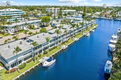 Condo in Fort Lauderdale, Florida, 2 bedrooms  № 1183640 - photo 21