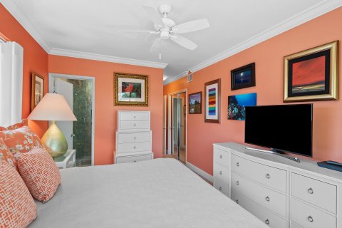 Condo in Fort Lauderdale, Florida, 2 bedrooms  № 1183640 - photo 13