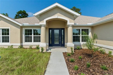 House in Weeki Wachee, Florida 4 bedrooms, 218.78 sq.m. № 1346287 - photo 2