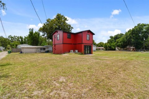 Immobilier commercial à vendre à Zephyrhills, Floride: 92.9 m2 № 1250469 - photo 2