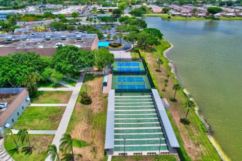 Condo in Delray Beach, Florida, 1 bedroom  № 963981 - photo 4