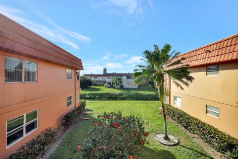 Condo in Delray Beach, Florida, 1 bedroom  № 963981 - photo 26