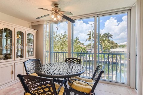 Copropriété à vendre à Lighthouse Point, Floride: 2 chambres, 98.1 m2 № 1187694 - photo 14