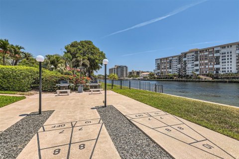 Condo in Lighthouse Point, Florida, 2 bedrooms  № 1187694 - photo 2