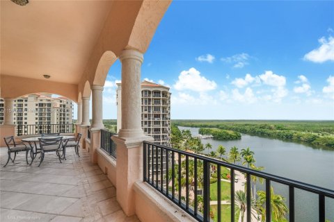 Condominio en venta en Coral Gables, Florida, 3 dormitorios, 337.24 m2 № 1181734 - foto 13