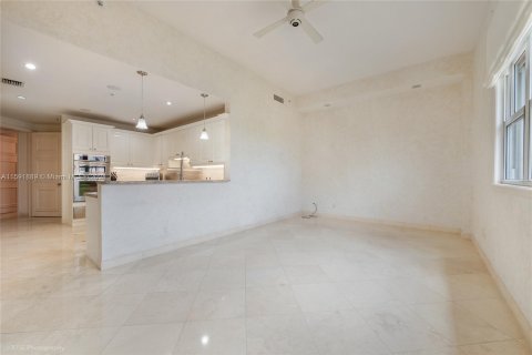 Condominio en venta en Coral Gables, Florida, 3 dormitorios, 337.24 m2 № 1181734 - foto 15